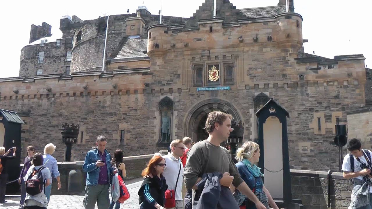 Edinburgh Castle 2010 Shot on a Panasonic HDC-SD700 (same as HDC-TM700 & HDC-HS700 )