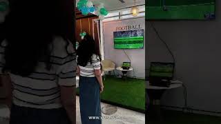 SHORTS:Ghar baithe Football ka asli maza – Vrashwa ke saath ⚽❤️#trendingnow #football #cr7 #messi