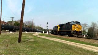 CSX Q696-01 meeting CSX Q485-03 in Hamlet, NC