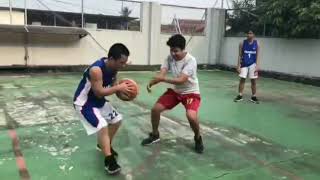 PELANGGARAN DALAM PERMAINAN BOLA BASKET - Samuel Albert Yeremia