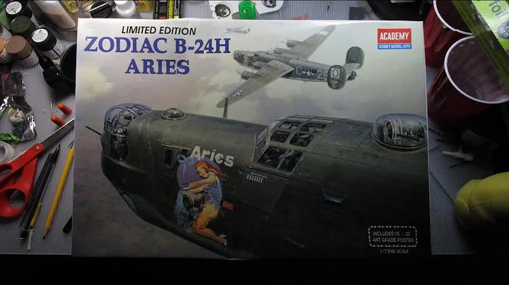 Academy B-24H Liberator - 1/72 Scale Model Kit Unboxing - 天天要聞