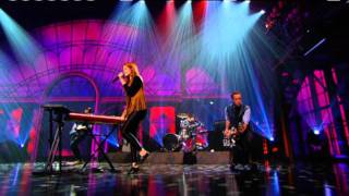 Ali Milner Performs Jann Ardens Insensitive On Cover Me Canada