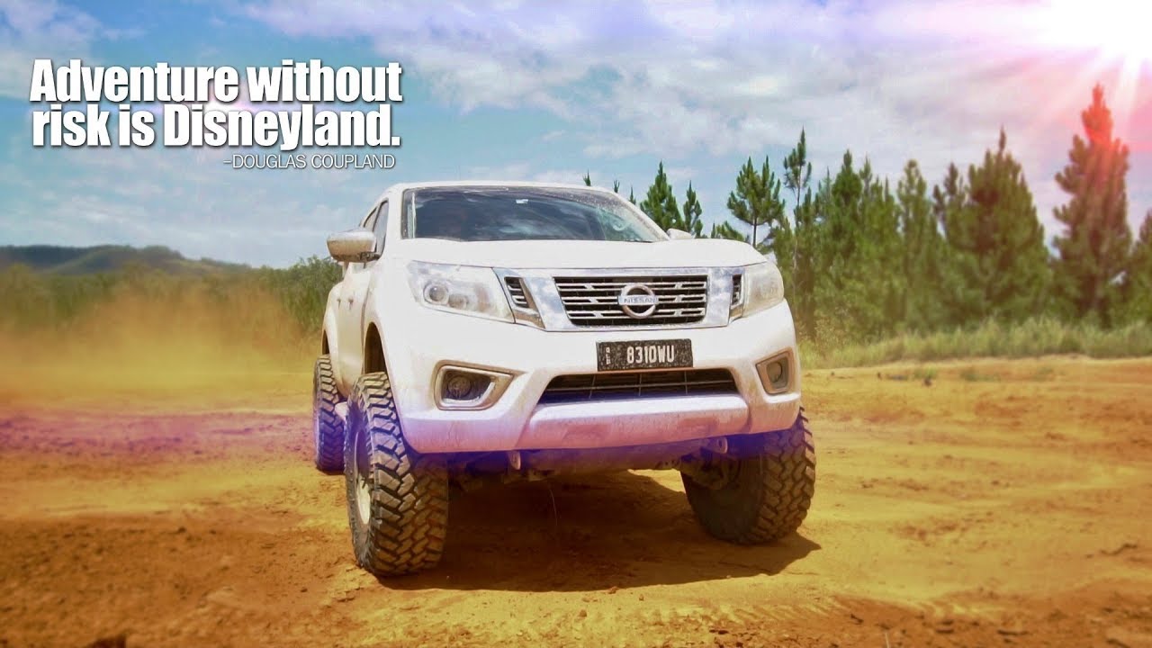 GETTING MUDDY ! Big Willys Adventures