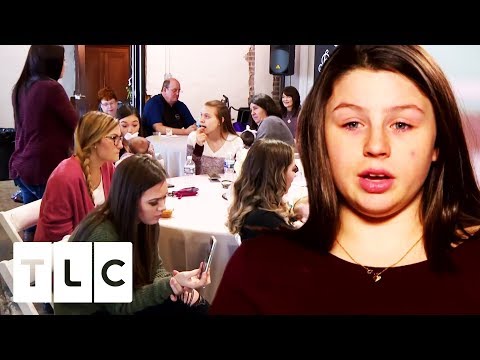 Pregnant Teen Hopes Her School Friends Will Come To Her Baby Shower | Unexpected