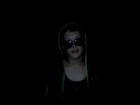 Пацан круто зачитал реп про физику