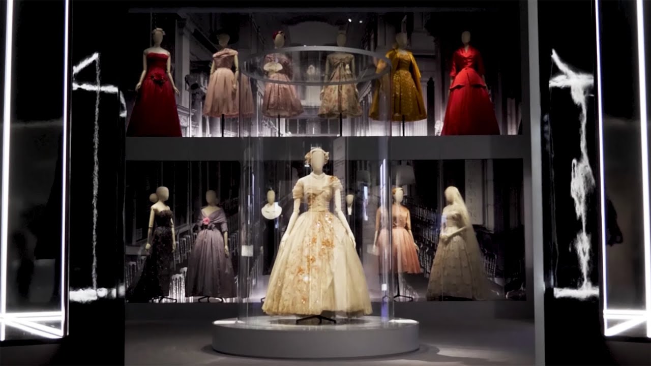 Balling Ga op pad als resultaat How was it made? Christian Dior: Designer of Dreams - YouTube