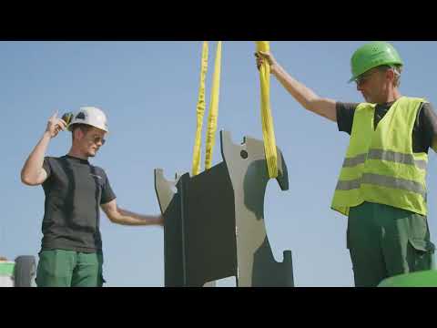 Telescopic crawler crane   Effective transport