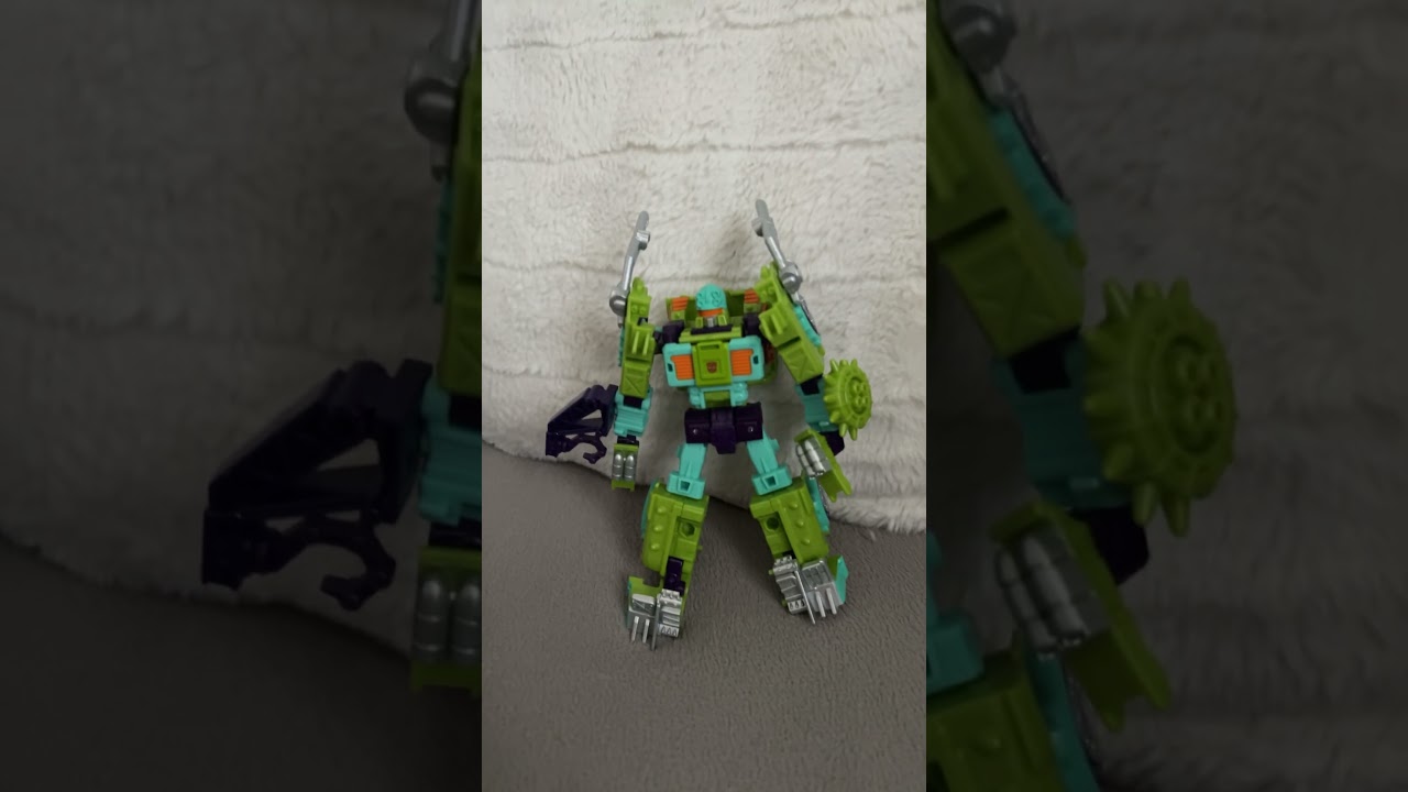 Found transformers legacy towline at target today