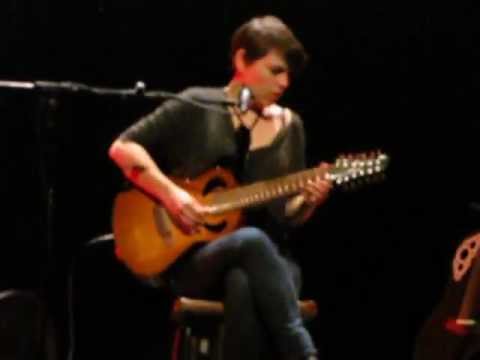 14/16 Kaki King - King Pizel @ TAGV, Coimbra, Portugal (13/04/2012)