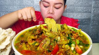 soto ceker ayam kuah kuning pake bihun sambal rawit 1 mangkok Mukbang