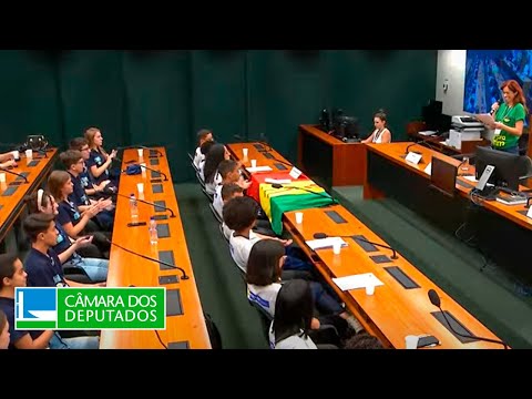 Vídeo do evento a partir de 1:12:54