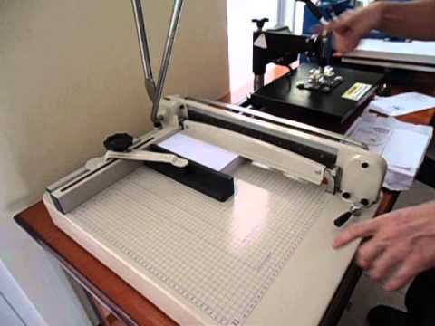PAPER CUTTER 868 A3