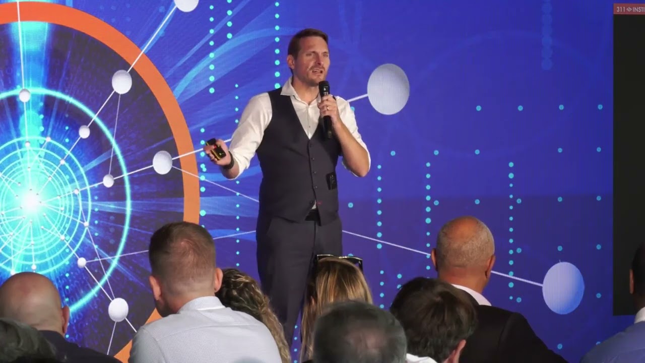 Matthew Griffin on stage: The Future of Work