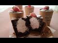 苺生クリームたっぷり～!ふんわりココアカップシフォン。