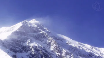 💨 Cold Howling Snowstorm Ambience in the Mountains of Austria. Perfect for Sleeping and Relaxing.