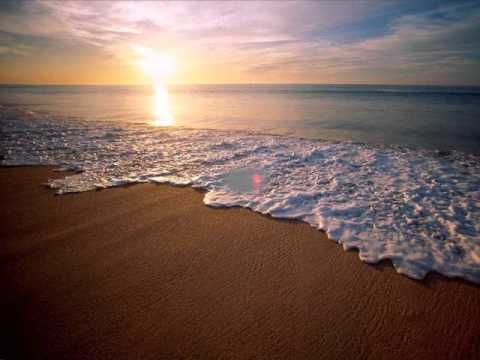 SAFİYE AYLA -  AKŞAM DÖNÜŞÜ GEÇTİM O ESRARLI BAĞINDAN (DOYSAL)