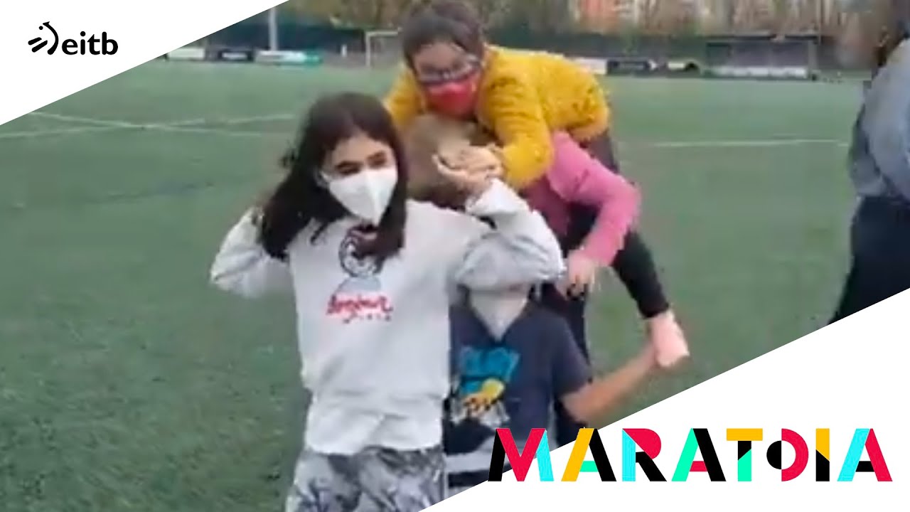Aurrera jarraitzeko eskatu dute Joakin Lizarraga ikastetxeko 5. maila B gelako ikasleek