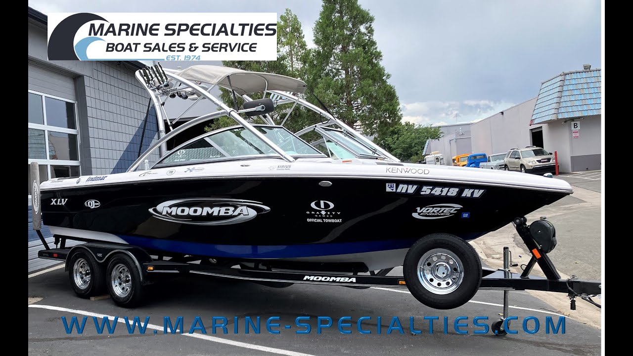 2004 Moomba Mobius XLV presented by Marine Specialties - YouTube