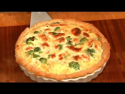 Video: Paano Lutuin Nang Masarap Ang Broccoli: Quiche Kasama Ang Adyghe Cheese At Herbs