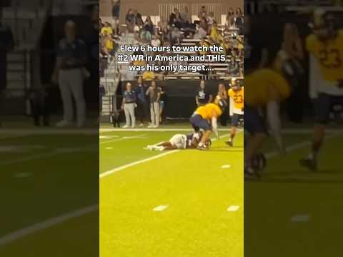 His quarterback HATES HIM… JUSTICE FOR #20 #football #funny