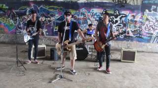 KARENA DIA  / JANGAN TERLAMBAT   videoclip by wongnem sesion 1