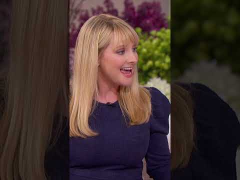 Video: ¿Melissa rauch tiene ventriloquia?