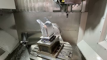 yt5s com 2016 HAAS UMC 750SS CNC Vertical Mill