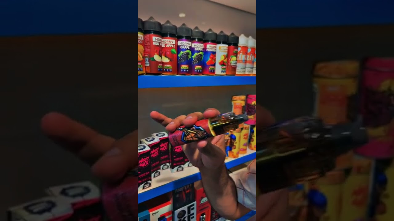 Aroma King Disposable Vape Pod || 7000 puff || Rechargable || E Vapor Present!