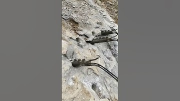 Separating a piece of building stone from a rock mass without the use of blasting. #mining