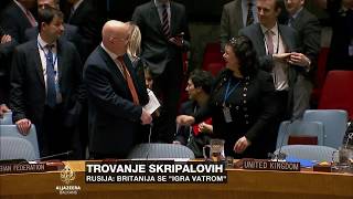 Rusija Britanija Se Igra Vatrom