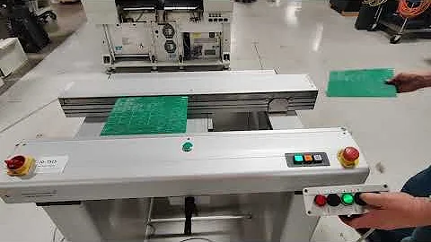 Nutek 1meter Conveyor with 2 belt sections and Inspect