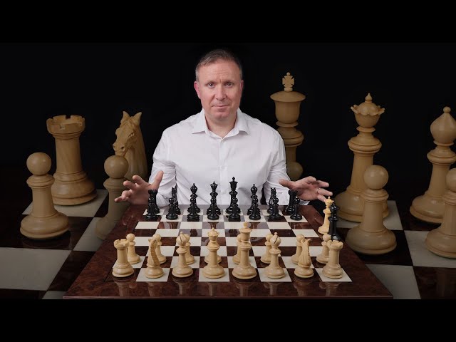 The Highgrove Briarwood Luxury Chess Set