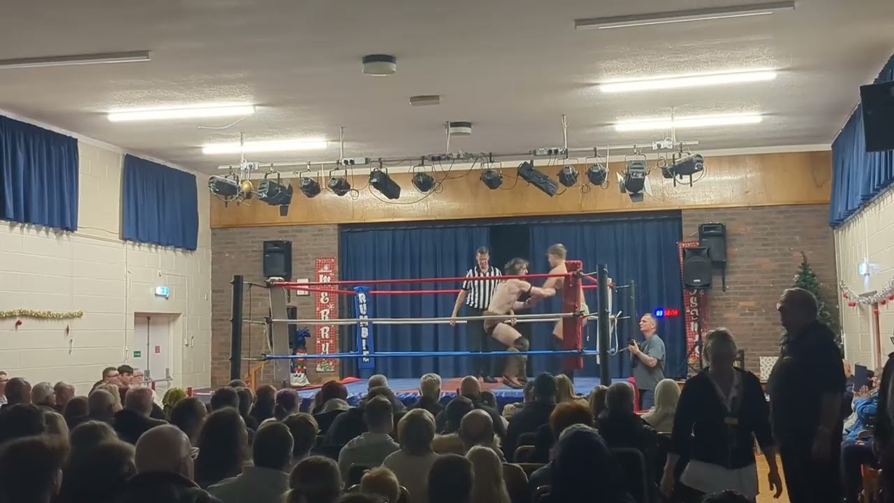 Raymond O'Reilly Vs Tommy Lawrence