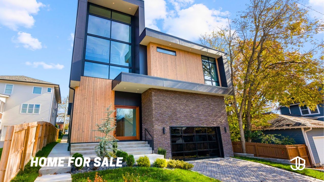 TOURING A $1.694M CONTEMPORARY MODERN 3x STORY LUXURY Home w/ an Elevator | Nashville Tennessee
