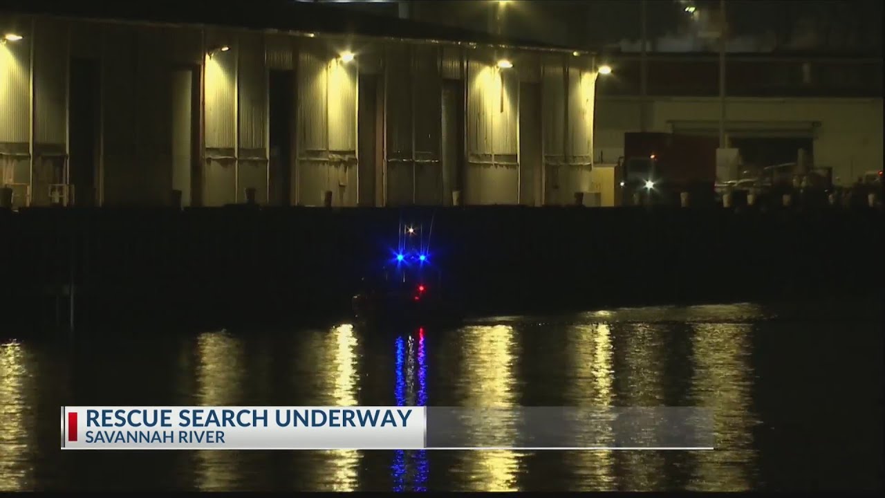 Crews searching for man who jumped off Talmadge Bridge - YouTube