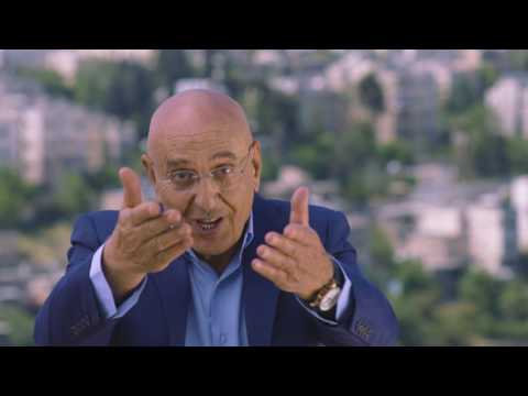 لا لرمي النفايات بالقرب من الحاوية