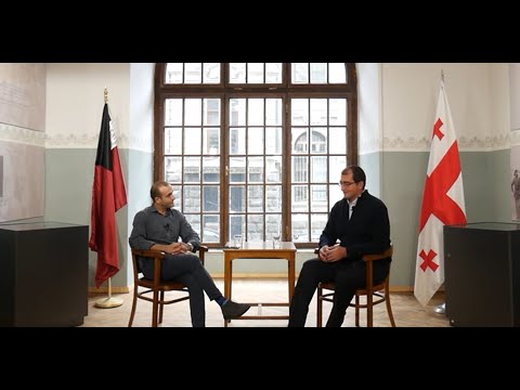 როგორ ცხოვრობდა ზვიად გამსახურდია ქვეყნიდან წასვლის შემდეგ