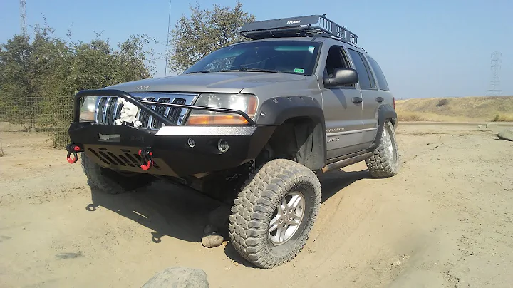 Jeep WJ Quadra Drive system and Stock Vari-lok Diffs.