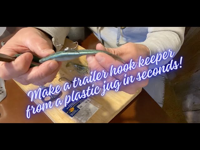 Make a trailer hook keeper from a plastic jug in seconds! 