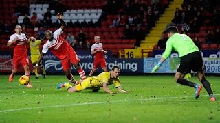 Atdhe Nuhiu's penalty appeal v Charlton | Was it or wasn't it? | HD