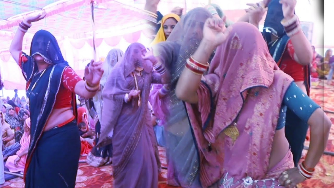 #songभाभी की फरमाइश #तुम्हाईसो हुई ठाड़ी हुई ठाड़ी रहियो#पूरा पंडाल झूमा√√वीडियो को अंत देखे#dance