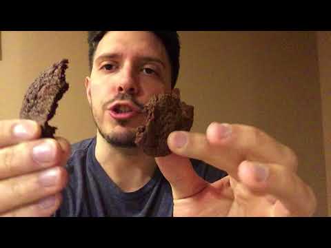 gluten-free-snack-food-reviews:-tate's-bake-shop-double-chocolate-chip-cookies