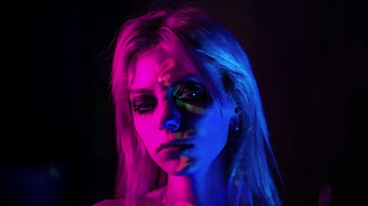 Diana Goldberg - DRIPPING IN MY BLOOD