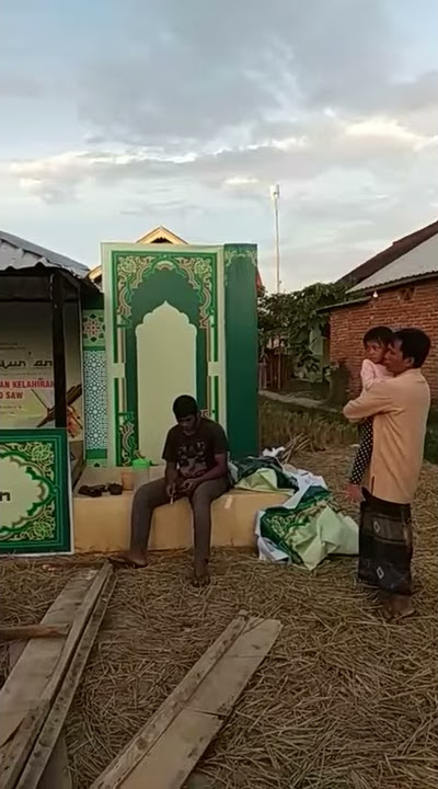 Pembuatan panggung utama MTQ HQ KE-1 2019