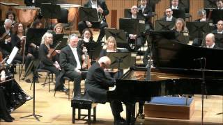 John Oconor Plays Beethovens Sonata Pathétique, Ii Movement Adagio Cantabile