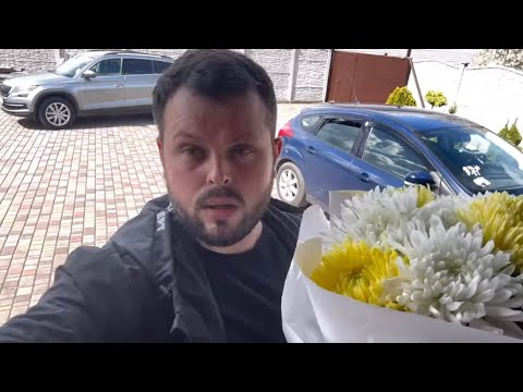 День рождения Бабушки! Привез цветы и скромный подарок ТВ