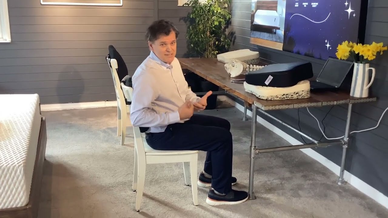 This Highly Rated Chair Cushion Helps With My Sciatica — And It's