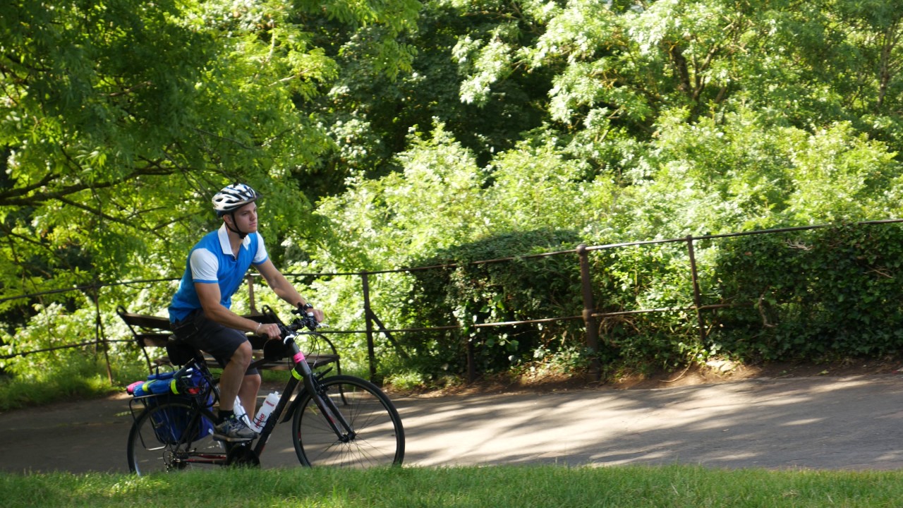 how to cycle up a hill