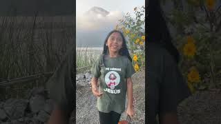 filmando videos en el lago de atitlán - Sherlyn Rosario
