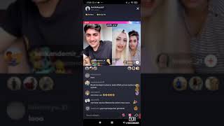 Burak Akyüz Konuğuna Sesinizi Kaydedin Sorduklarında Düğmeye Bas